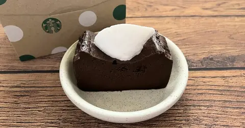What makes Starbucks Japan's chocolate terrine so popular?