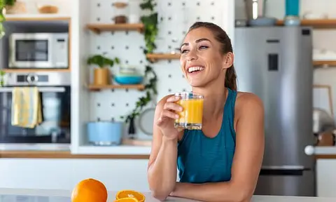A daily glass of fresh fruit juice could help beat depression