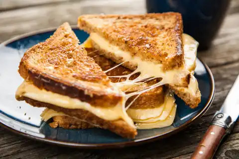 Where to find the best grilled cheese sandwiches in Sonoma County