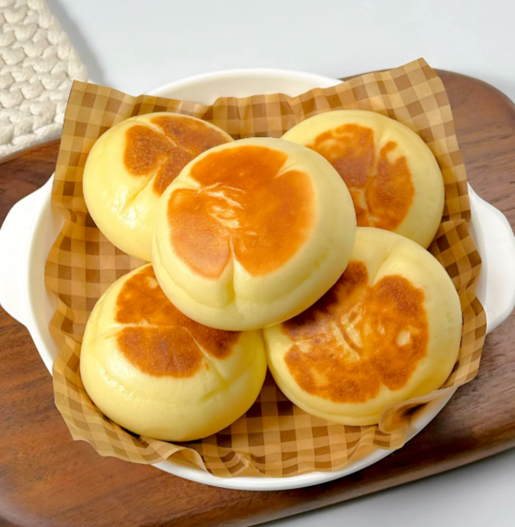 If you have flour and eggs, you have to try this — better than bread!