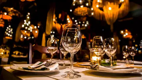 Restaurants open during Holy Week 2026 in the Philippines