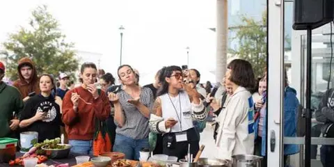 Austin chefs face off in a live farmers market cooking competition