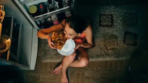 10 late-night foods that won't cause weight gain or acidity