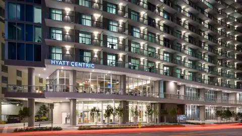 Bayside bliss in the heart of Brickell