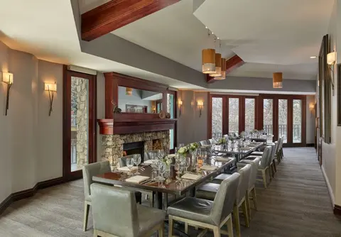 Cuts & Cabs sets out to make wine lovers savvier