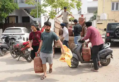 Caterers in Chandigarh feel the heat amid the commercial LPG crisis